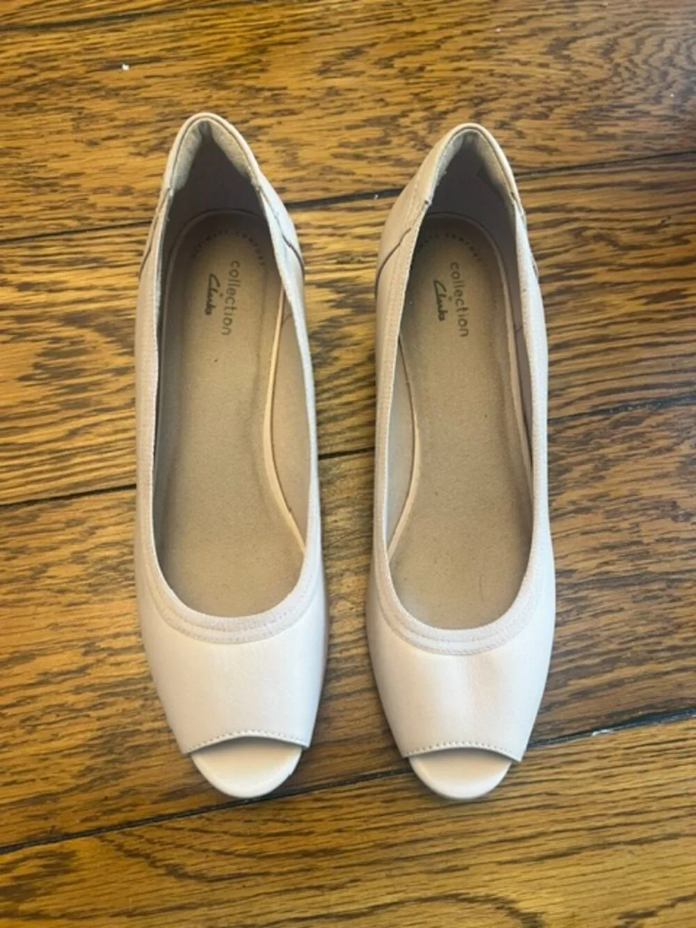 New Women's Clarks Collections Wedge heel peep toe shoe, Size 10, Beige color.